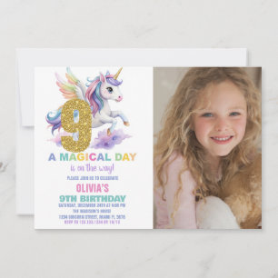 Neunte Rainbow Unicorn Geburtstagseinladungen mit Einladung