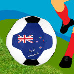 Neuseeland Fußball & Neuseeland Flagge / Sport<br><div class="desc">Fußball-Ball: Neuseeland & Neuseeland Fahnenball personalisierter Name - Liebe mein Land,  Lieblings-Team,  Park-Champions,  Patrioten / Sportfans</div>