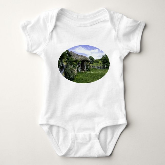Neuseeland Hobbit Baby Strampler (Vorderseite)