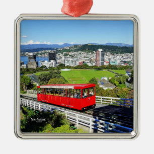 Neuseeland, Rotes Seilbahn, Ornament Aus Metall