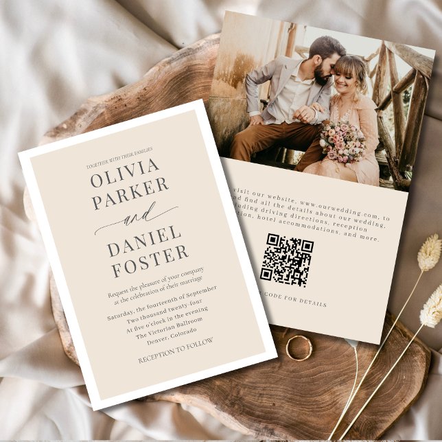 Neutral Beige QR Foto Minimalistische Hochzeit Einladung (Von Creator hochgeladen)