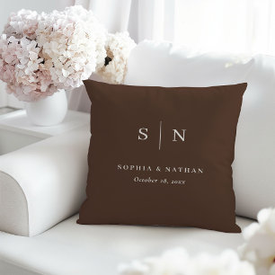Neutral Braun Minimalistisch und Chic Hochzeitsm Kissen
