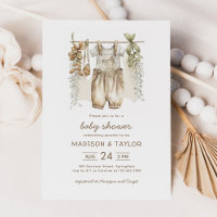 Neutrale Babykleideräume