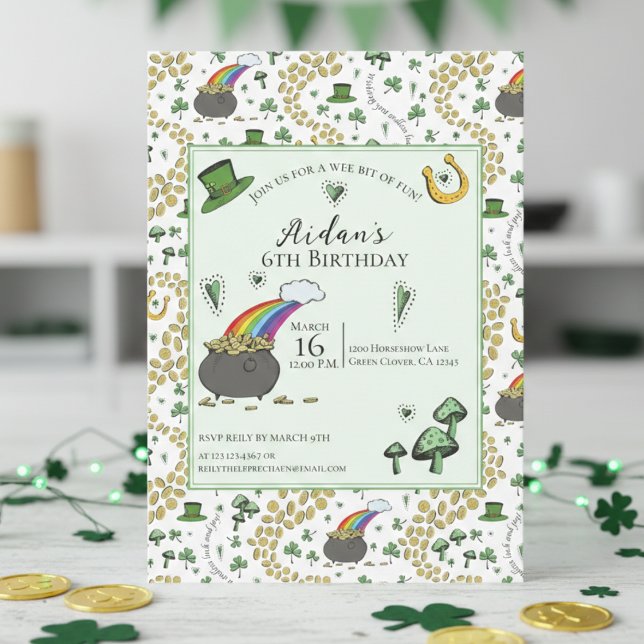 Neutraler Grüner St Patricks Day Kindergeburtstag Einladung (Cute St Patrick's Day Kids Birthday Invitations. Pattern of Irish Lucky Green Shamrocks, Hearts)
