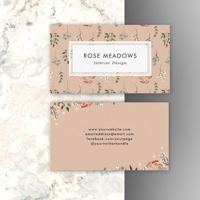 Neutrales abstraktes Boho-Wildblumenmuster Visitenkarte (Von Creator hochgeladen)