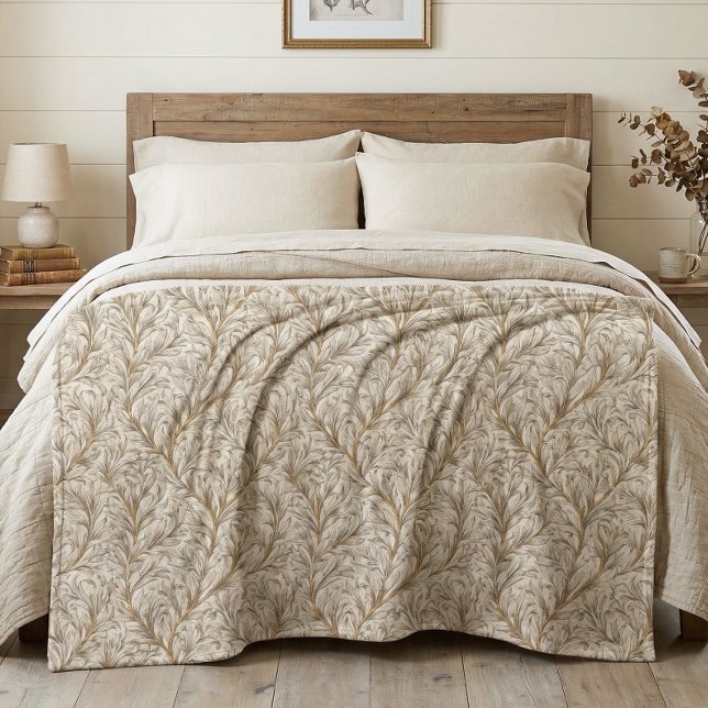 Neutrales Beige Gold Botanisches Blatt William Mor Fleecedecke (Von Creator hochgeladen)
