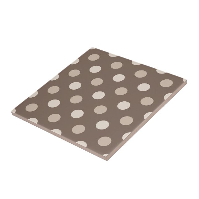 Neutrales Erdbraun-Polka-Punkte-Design  Fliese (Seite)