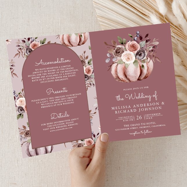Neutrales Kürbis-Blumen-QR-Code-Staubrose-Hochzeit Einladung (Von Creator hochgeladen)