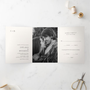 Neutrales Monogramm Foto Moderne Hochzeit Dreifach Gefaltete Einladung
