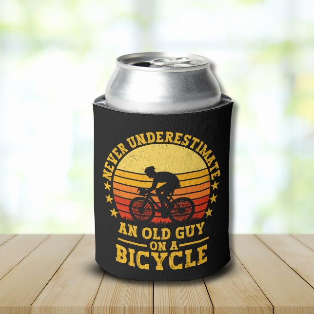 Never Underestimate an old guy on a Bicycle Fun Dosenkühler (Von Creator hochgeladen)