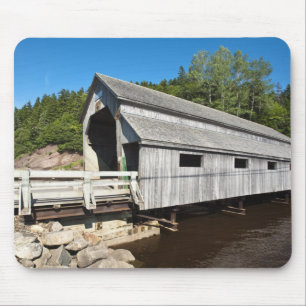 New Brunswick, Kanada. Irischer Fluss bedeckt Mousepad