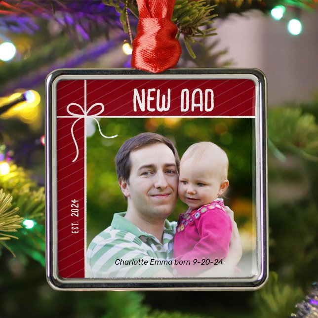 New Dad and Baby First Christmas Foto Ornament Aus Metall (Von Creator hochgeladen)