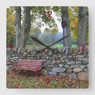 New England Stone Wall Clock Quadratische Wanduhr