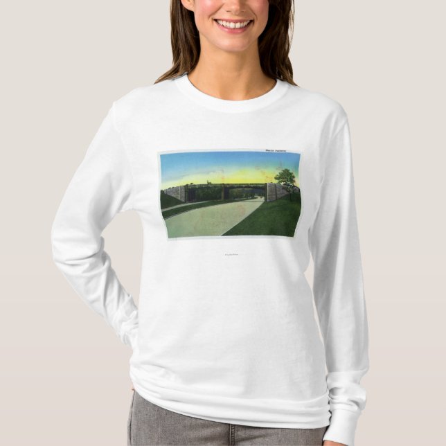 New-Haven, CTView von Merritt Allee T-Shirt (Vorderseite)