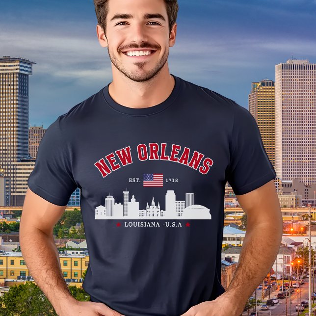 New Orleans Louisiana Vintage Skyline T-Shirt (Von Creator hochgeladen)