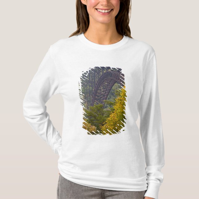 New River Gorge Bridge, New River Gorge T-Shirt (Vorderseite)