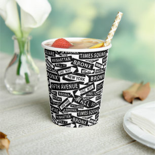 New York Black and White Pattern Pappbecher