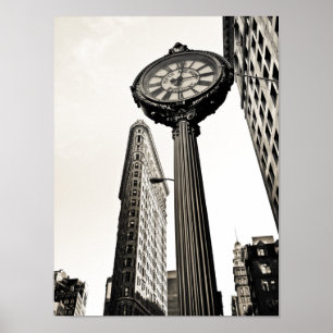 New York City - Flatiron Gebäude and Clock Poster