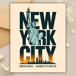 New York City Typografy Statue of Liberty Skyline Postkarte