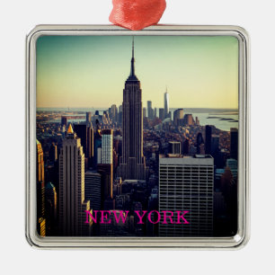 New York – Das Empire State Icon Ornament Aus Metall