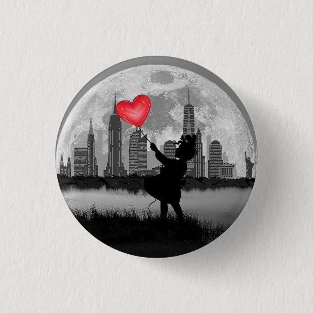 NEW YORK Full Moon Girl with Heart Balloon Button (Vorderseite)