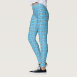 New York Hanukkah NYC Sehenswürdigkeiten Chanukah  Leggings<br><div class="desc">Der Legging-Druck zeigt eine originelle Marker-Abbildung einer Reihe klassischer New Yorker Sehenswürdigkeiten,  die für die Hanukkah-Urlaubssaison "gekleidet" sind. Sehen Sie nicht,  wonach Sie suchen? Brauchen Sie Hilfe bei der Anpassung? Klicken Sie auf "Kontakt mit diesem Designer",  um etwas für Sie erstellt zu haben!</div>