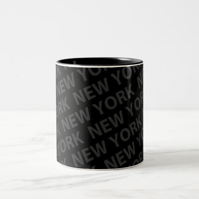 New York Pattern Dark Gray Zweifarbige Tasse (Mittel)