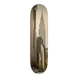 New York, St. e-42 und Chrysler-Gebäude Skateboard