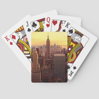 New Yorker Skyline-Stadt mit dem Empire State Spielkarten