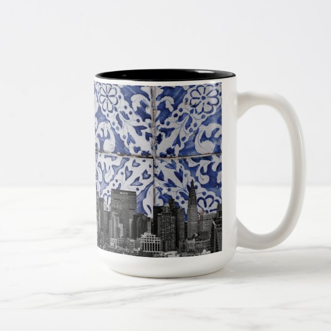 New Yorker Wolkenkratzer treffen auf portugiesisch Zweifarbige Tasse (Rechts)