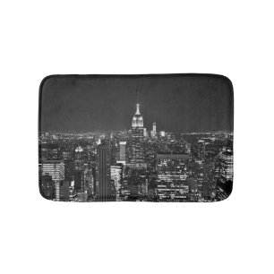 New- YorknachtSkyline in Schwarzweiss Badematte