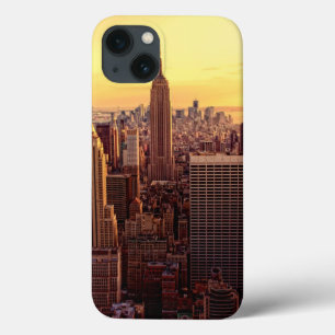 New Yorkskylinestadt mit Reich-Staat iPhone 13 Hülle