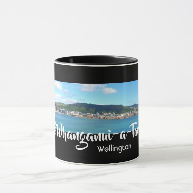 NEW ZEALAND WELLINGTON FOTO Wanganui-a-Tara Tasse (Zentrum)