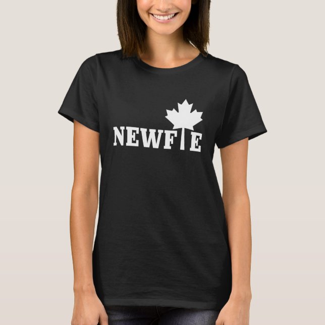 Newfoundland Newfie Maple Leaf Canada Canadian Fla T-Shirt (Vorderseite)