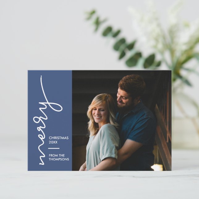 Newly Wed Merry Frohe Weihnachts-Script-Foto Karte (Stehend Vorderseite)