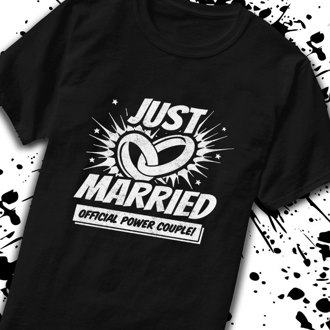 Newlywed - Wedding Honeymoon Drehmoment - Just Mar T-Shirt (Von Creator hochgeladen)