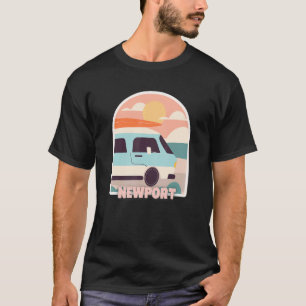 Newport Beach Retro Pastellfarben Sun & Surfing Va T-Shirt