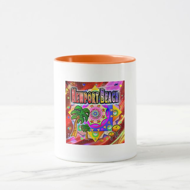 Newport Beach Tropical Friends Tasse (Zentrum)