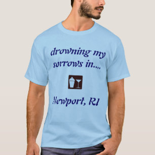 Newport, RI TRINKENDES SHIRT! T-Shirt