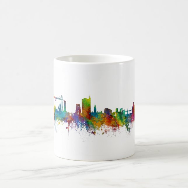 Newport Wales Skyline Kaffeetasse (Mittel)
