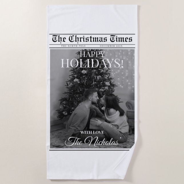 Newspaper What A Year Black White Photo Christmas Strandtuch (Vorderseite)
