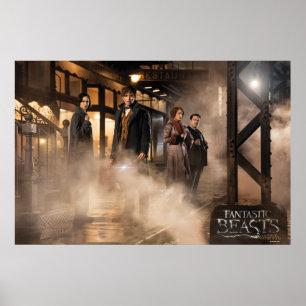 NEWT SCAMANDER™ & Co. am Bahnhof Poster
