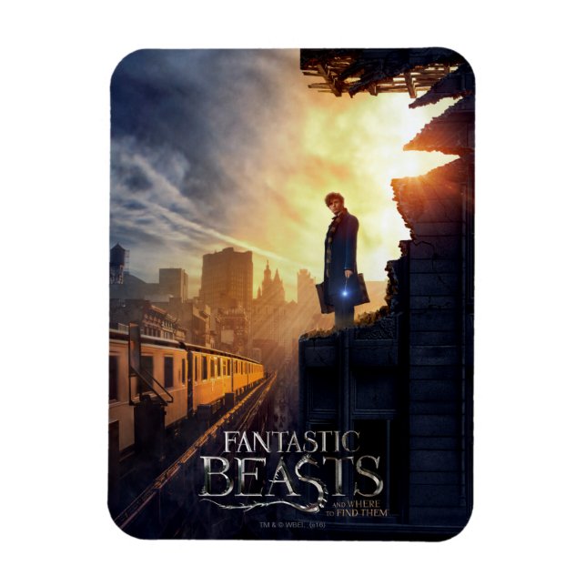NEWT SCAMANDER™ in Destroyed Building Magnet (Vertikal)