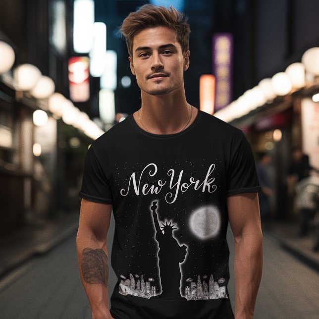 Ney York City Night Life Sky Line Statue Liberty T-Shirt (Von Creator hochgeladen)
