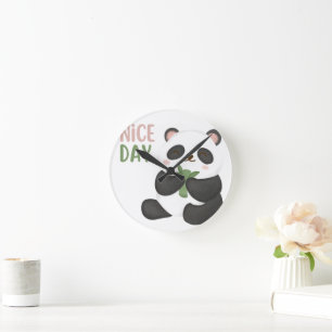 Nice Day Bear Wall Clock Runde Wanduhr