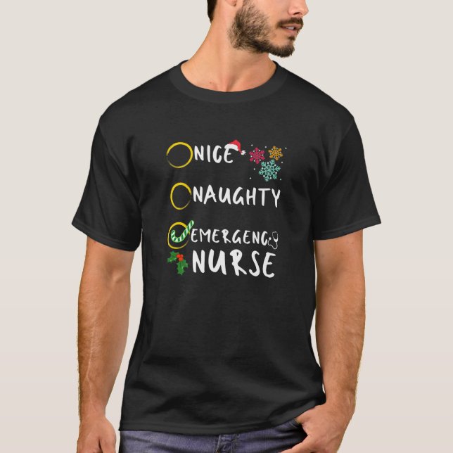 Nice Naughty Emergency Nurse Funny Weihnachten T-Shirt (Vorderseite)