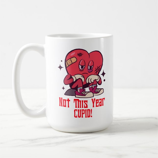 "Nicht dieses Jahr, Cupid!" Stil 3 - Herzschmerzen Kaffeetasse (Links)
