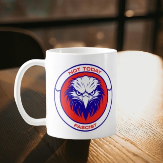 Nicht heute faschistisch - Patriotische Adler Klas Kaffeetasse (Von Creator hochgeladen)