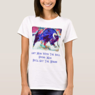 Nicht mit dem weißen T-Shirt der Bull-Frauen durch