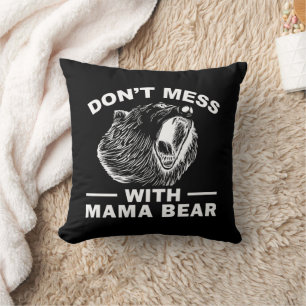 Nicht mit Mama-Bärenmüttern am Tag Mama Cool durch Kissen